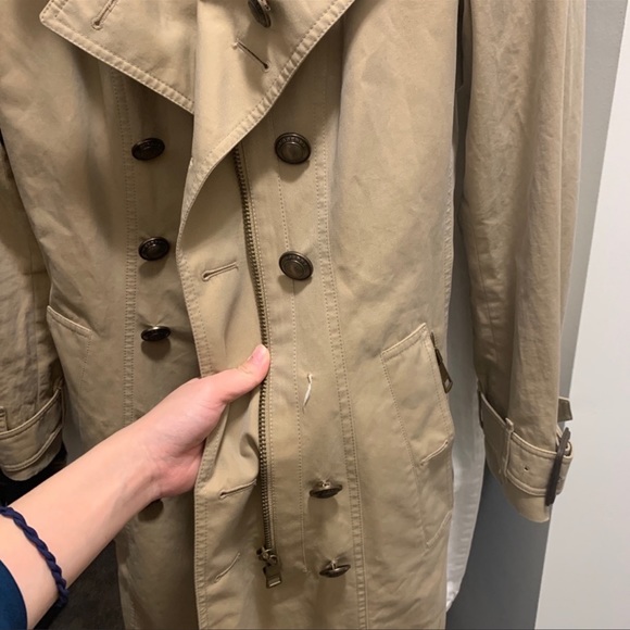 Mid Length Burberry Trench Coat - Picture 5 of 8